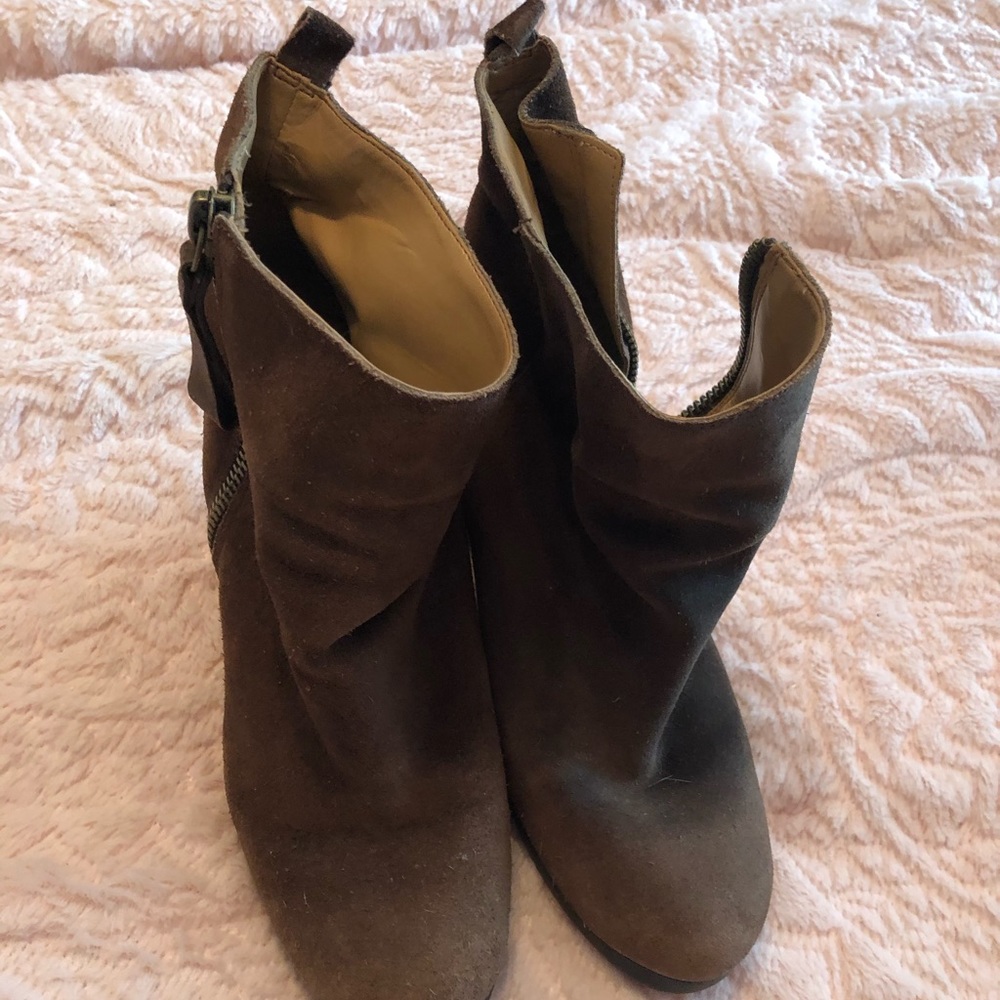 Brown wedges